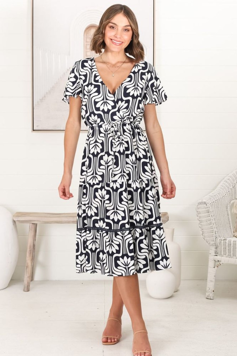 Dresses Salty Crush | Kris - Luvira Midi Dress - Navy