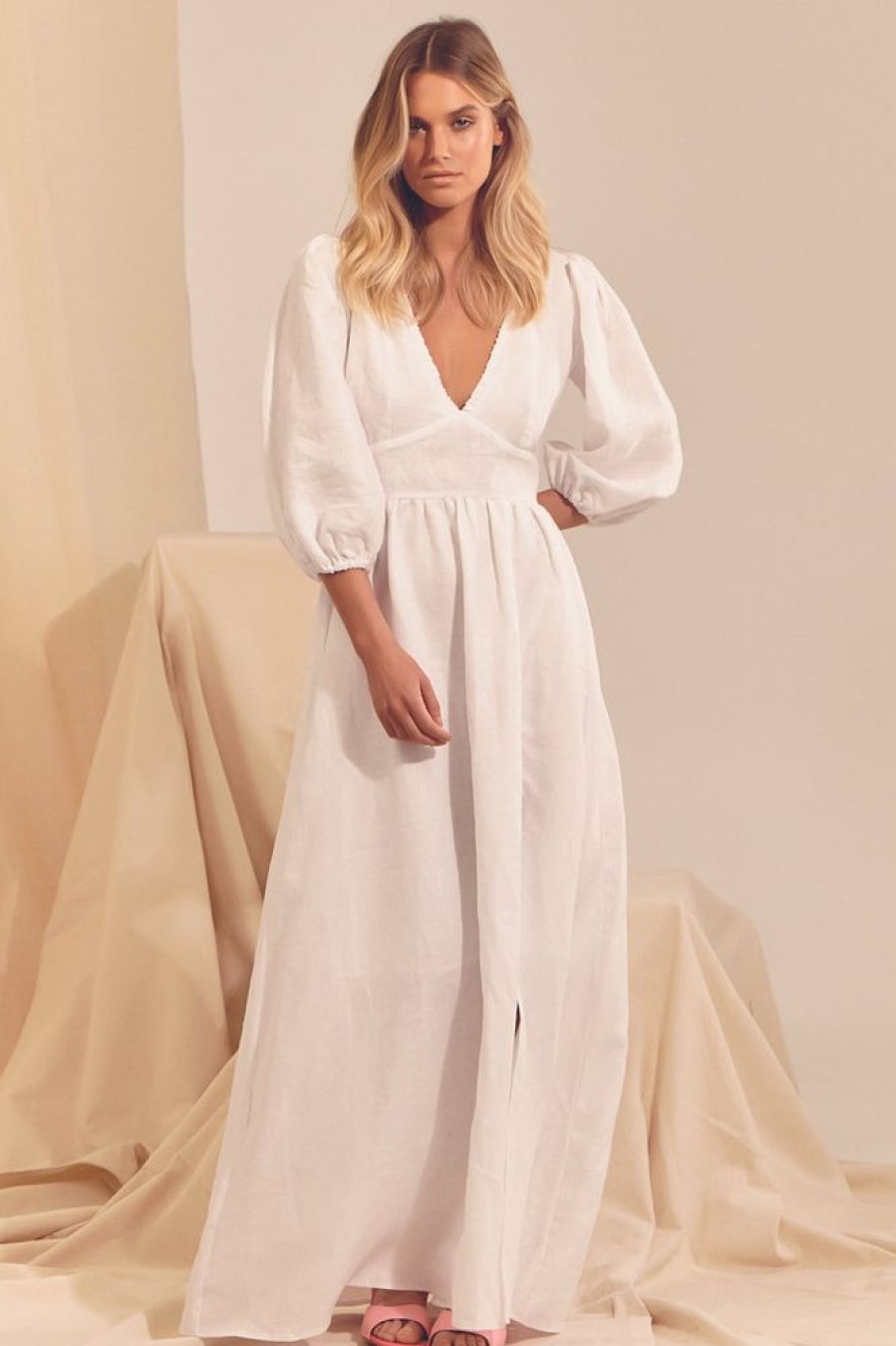 Dresses JAASE | Aura - White Maxi Dress