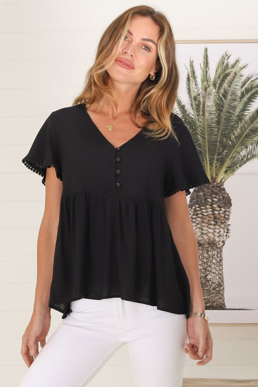 Tops Salty Crush | Verity Top - Black