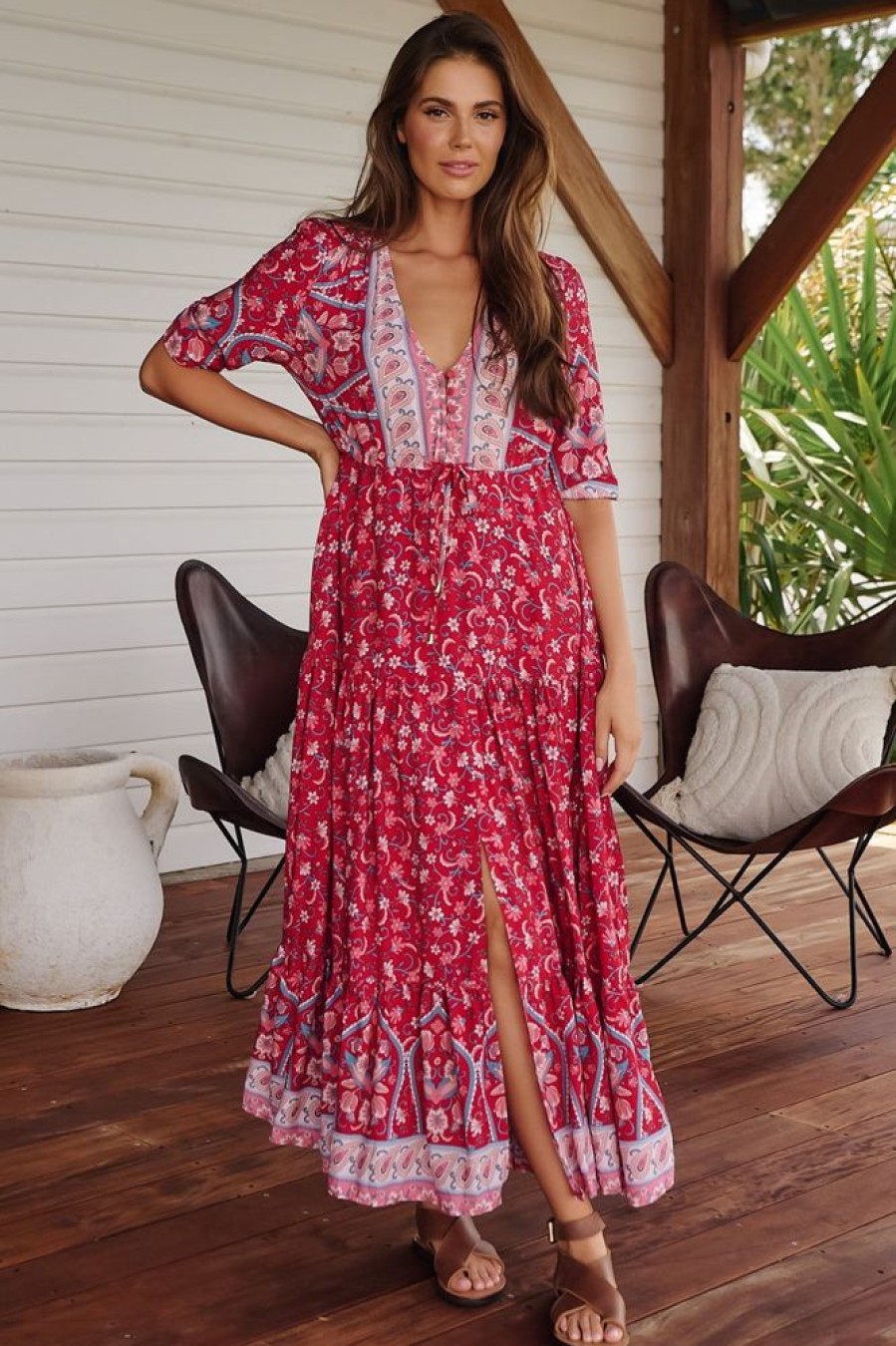 Jaase jaase | Jaase - Tessa Maxi Dress: A Line Pull Tie Waist Dress In Ruby Rouge Print