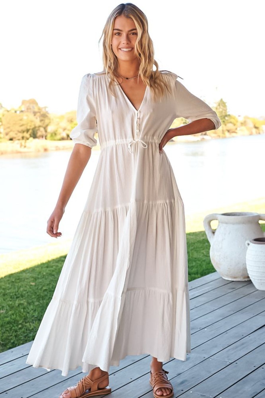 Jaase JAASE | Jaase - Tessa Maxi Dress: A Line Pull Tie Waist Dress In White Poppy