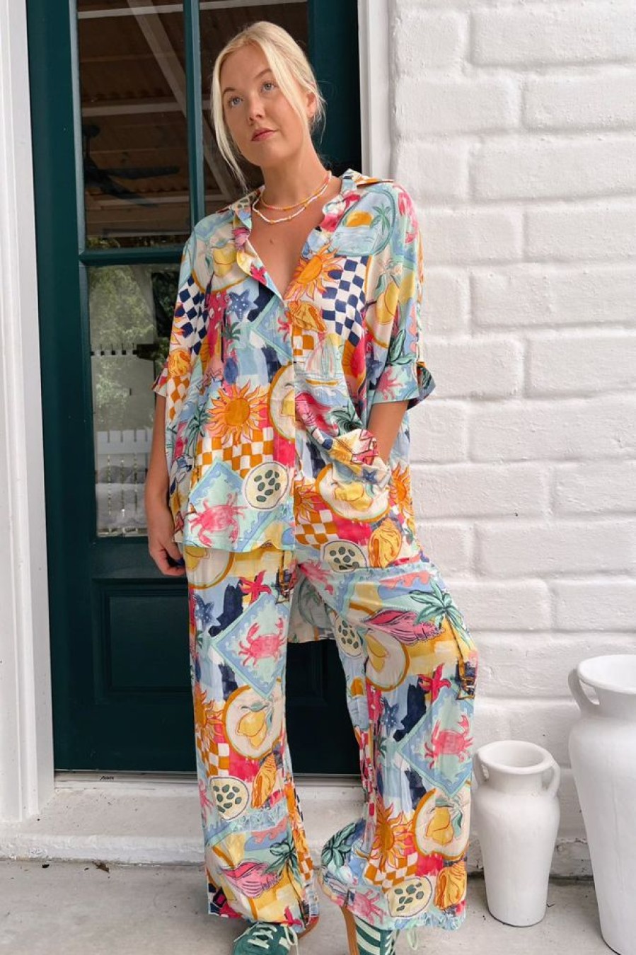Jaase jaase | Jaase - Cici Pants: Mid Rise Relaxed Wide Leg Pant In Santa Maria Print