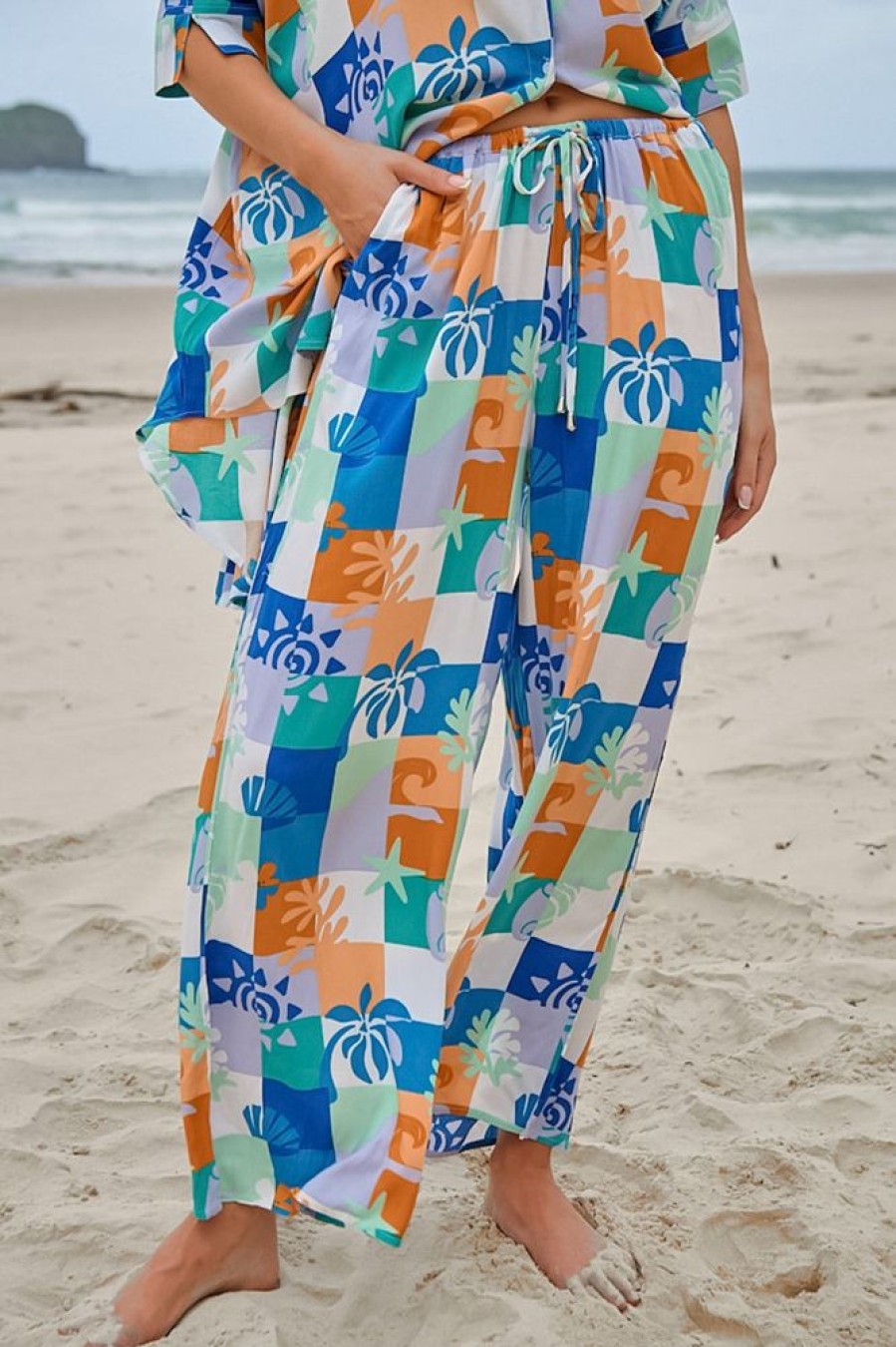Jaase jaase | Jaase - Cici Pants: Mid Rise Relaxed Wide Leg Pant In Tides Print